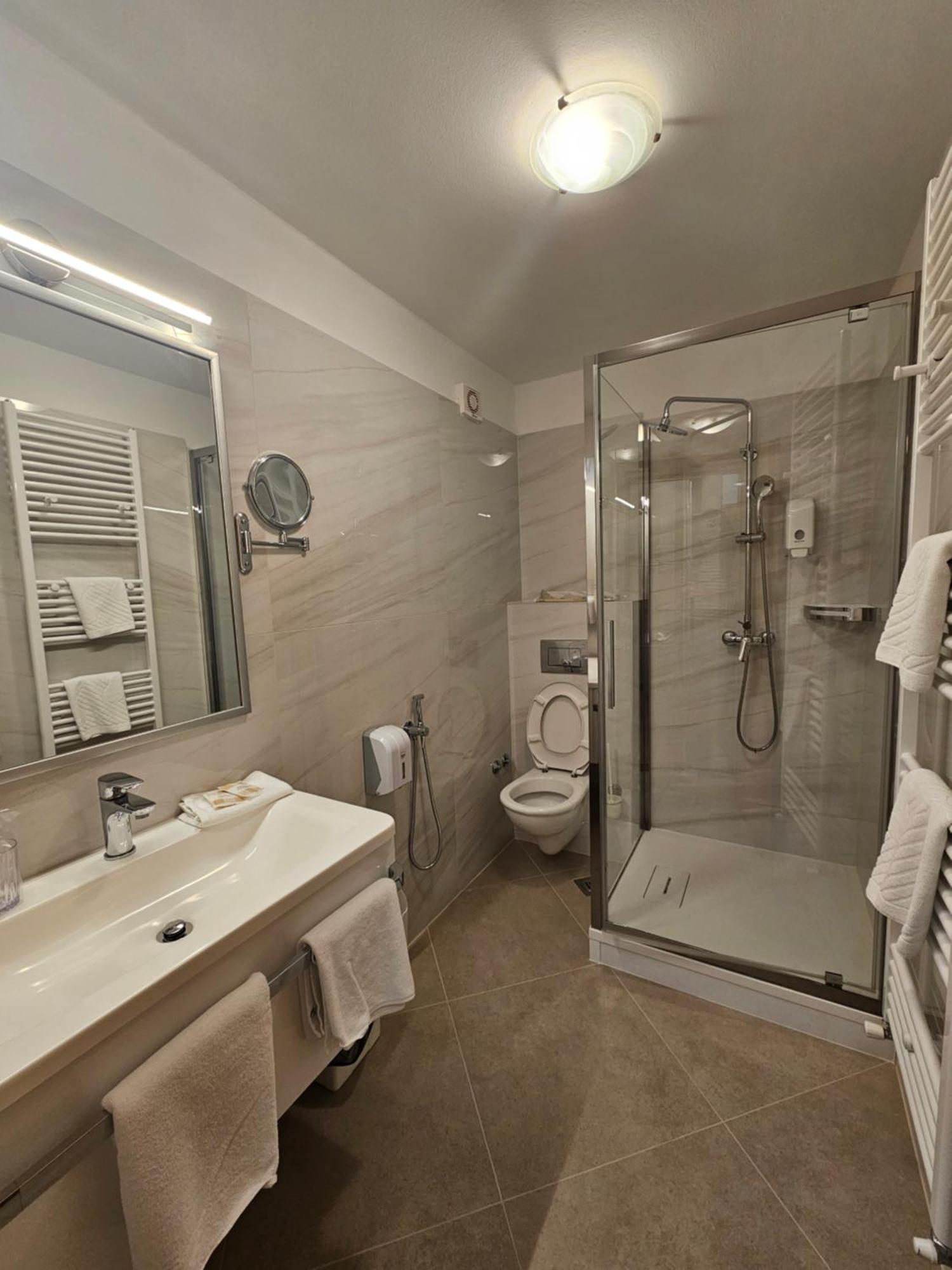 Boutique Hotel Santa Maria Novigrad  Екстер'єр фото
