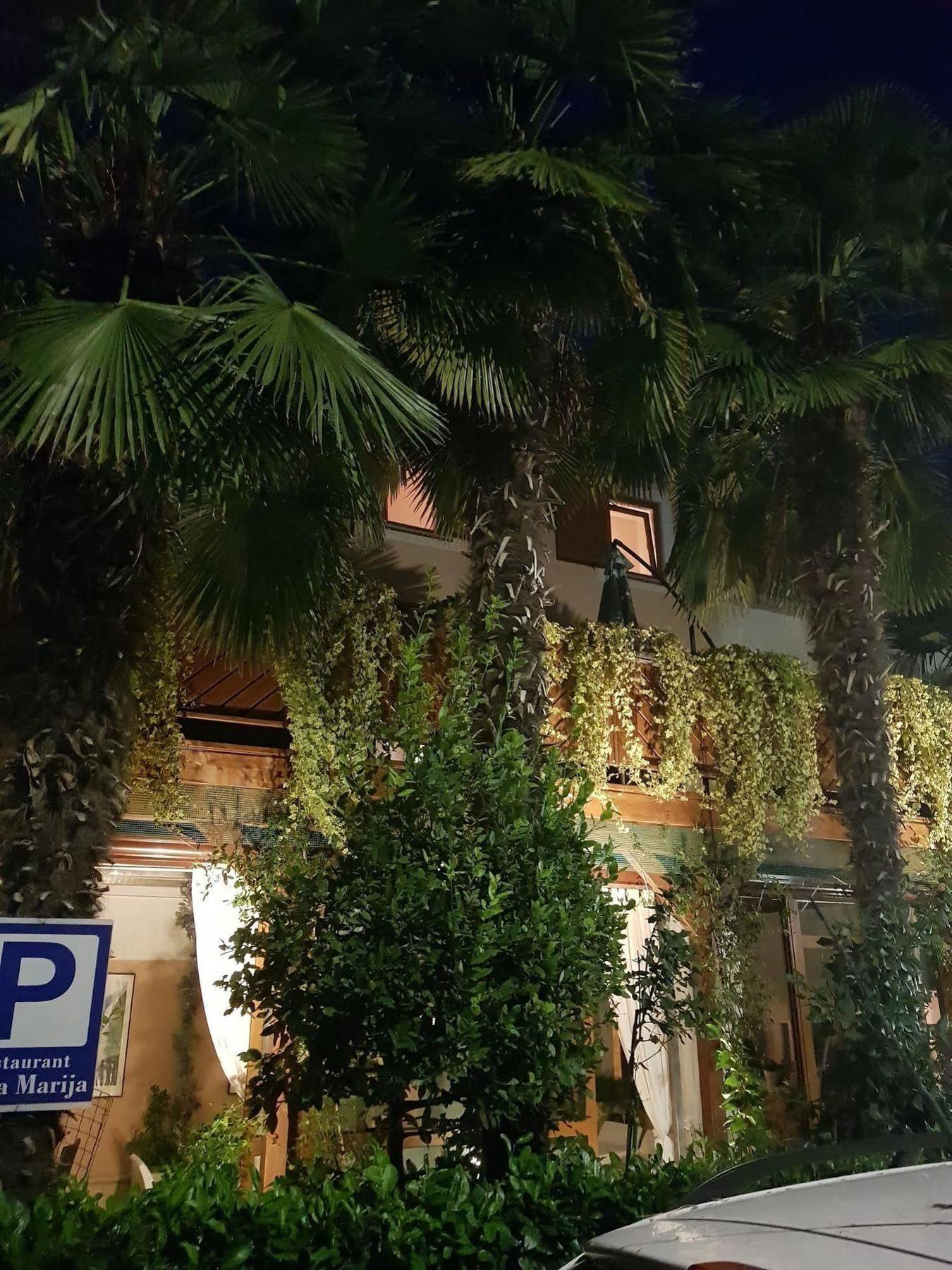 Boutique Hotel Santa Maria Novigrad  Екстер'єр фото